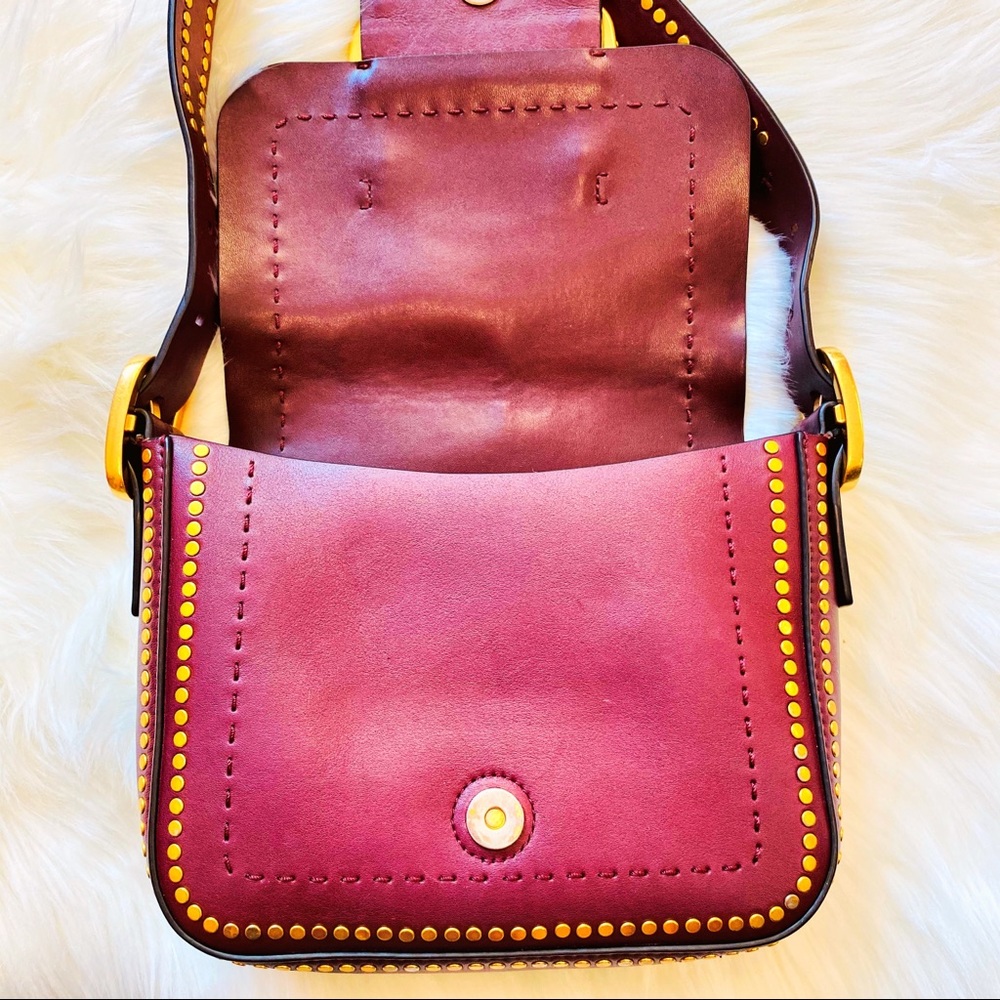Tory Burch Sawyer Studded Bag EUC - Picture 9 of 10